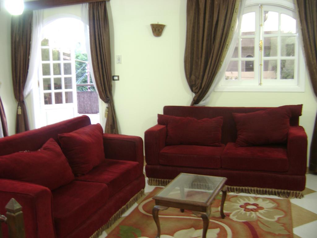 Apartment White Luxor